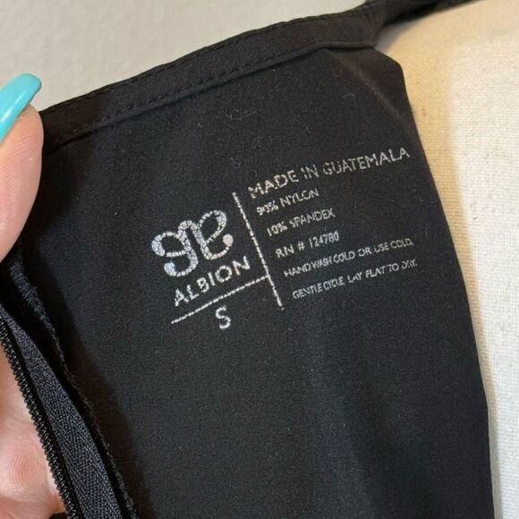 NWOT Albion Cap Sleeve Black Jumpsuit Romper Women's Small - Picture 8 of 16